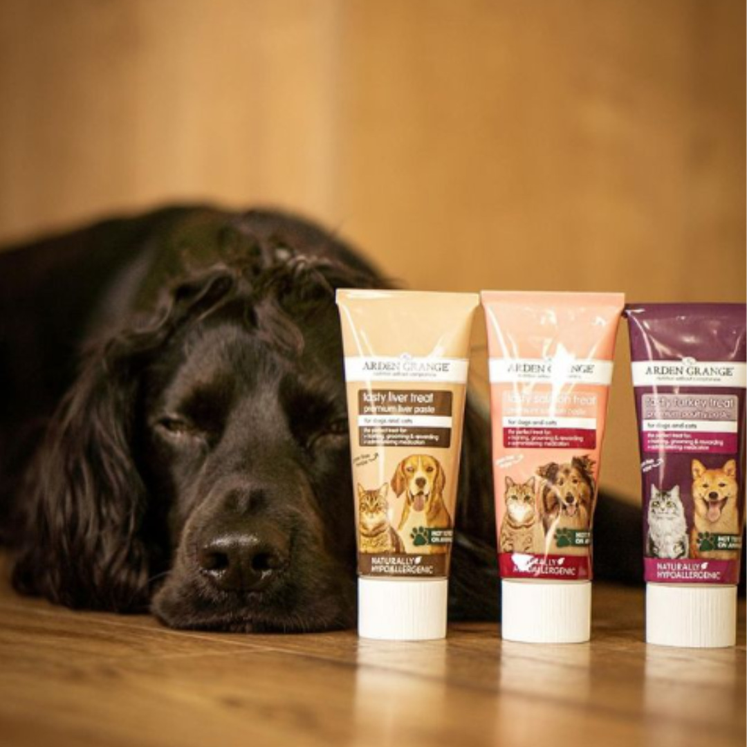 Pet Store in Balham London and very close to Streatham, Clapham, Wandsworth, Tooting, Furzedown, Brixton. Stocking the fantastic Arden Grange Dog liver, turkey and salmon paste.
